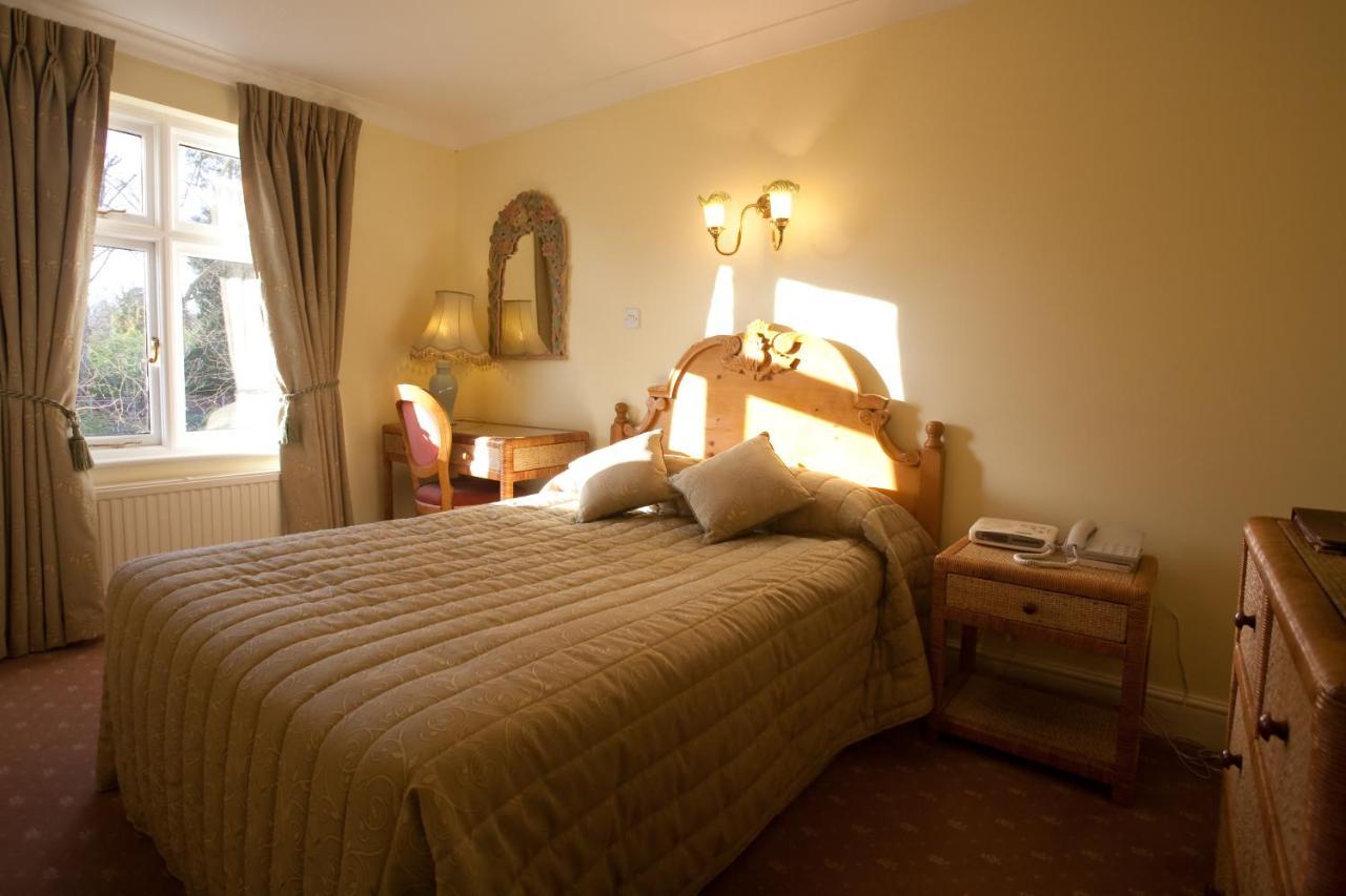 Fines Bayliwick Hotel Bracknell Exteriér fotografie
