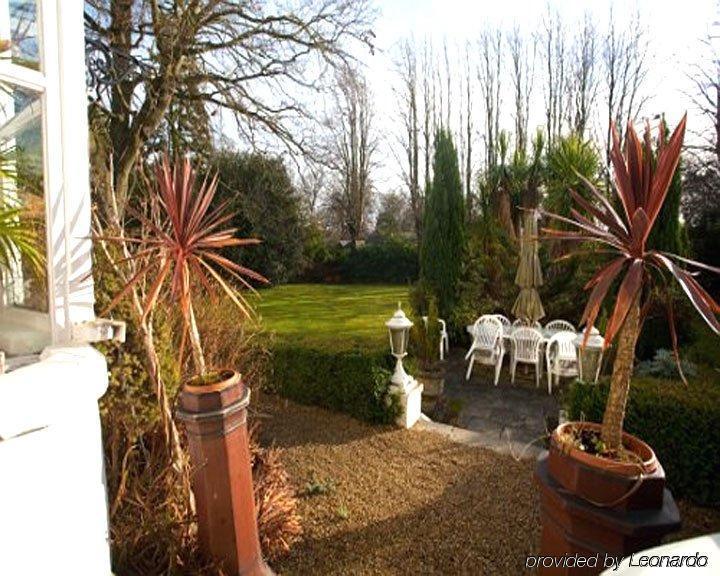 Fines Bayliwick Hotel Bracknell Exteriér fotografie