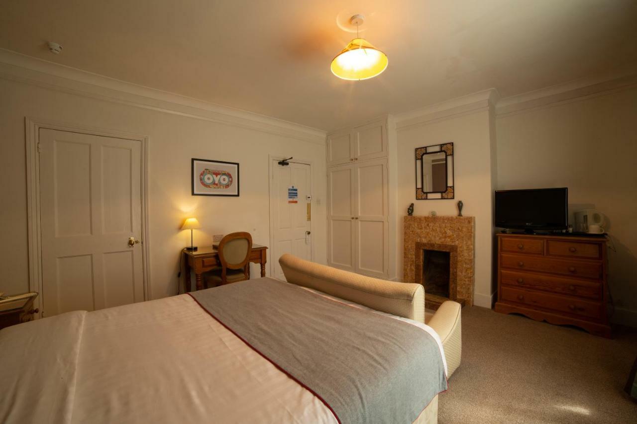 Fines Bayliwick Hotel Bracknell Exteriér fotografie