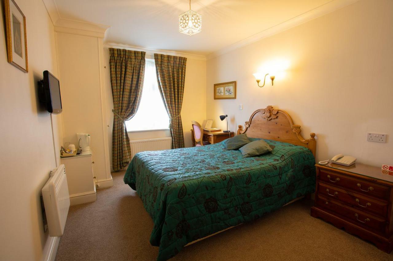 Fines Bayliwick Hotel Bracknell Exteriér fotografie