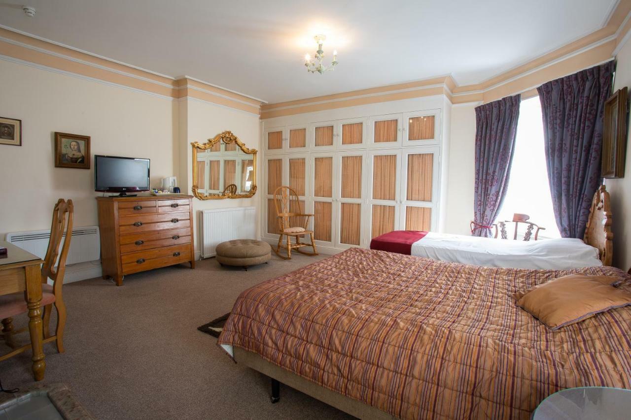 Fines Bayliwick Hotel Bracknell Exteriér fotografie