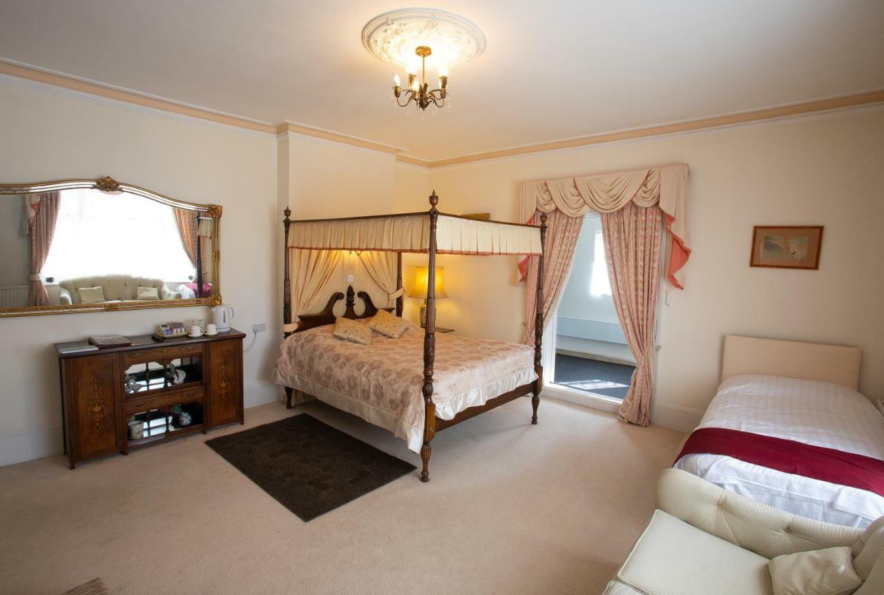 Fines Bayliwick Hotel Bracknell Exteriér fotografie