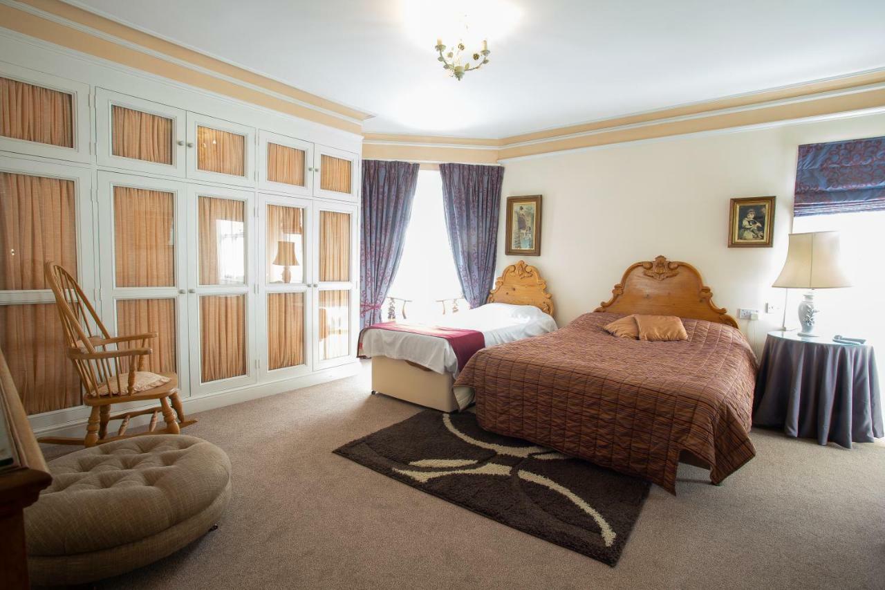 Fines Bayliwick Hotel Bracknell Exteriér fotografie