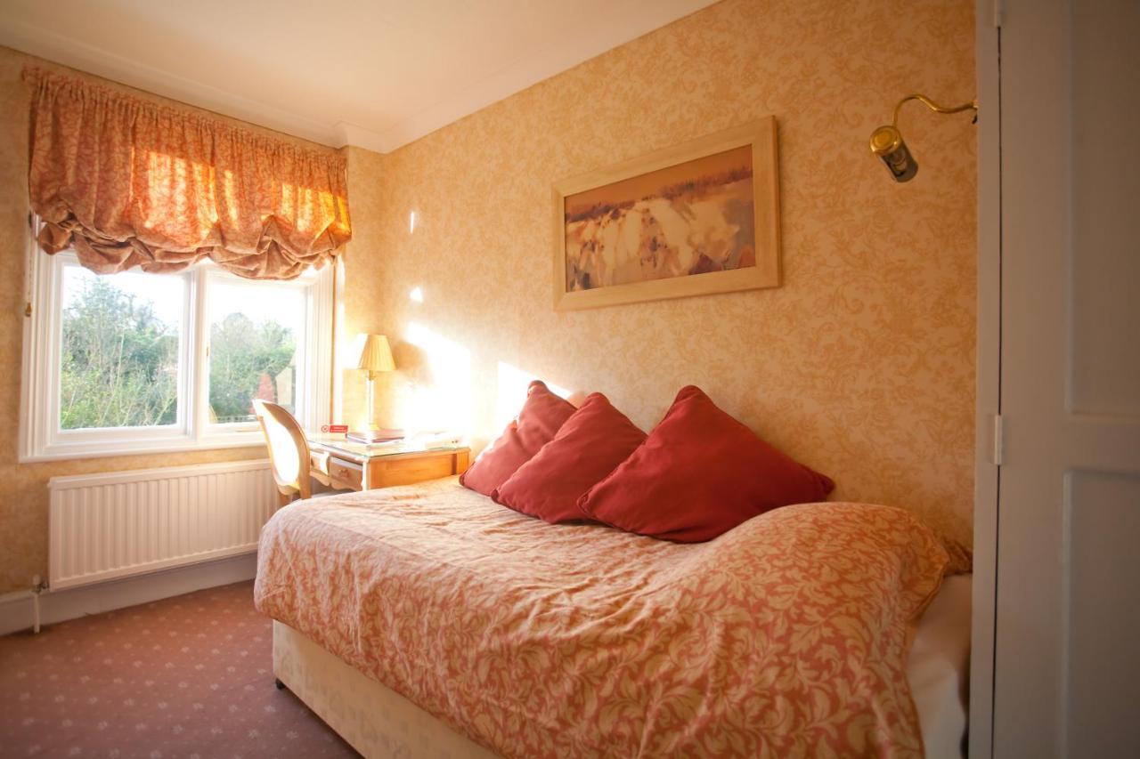 Fines Bayliwick Hotel Bracknell Exteriér fotografie